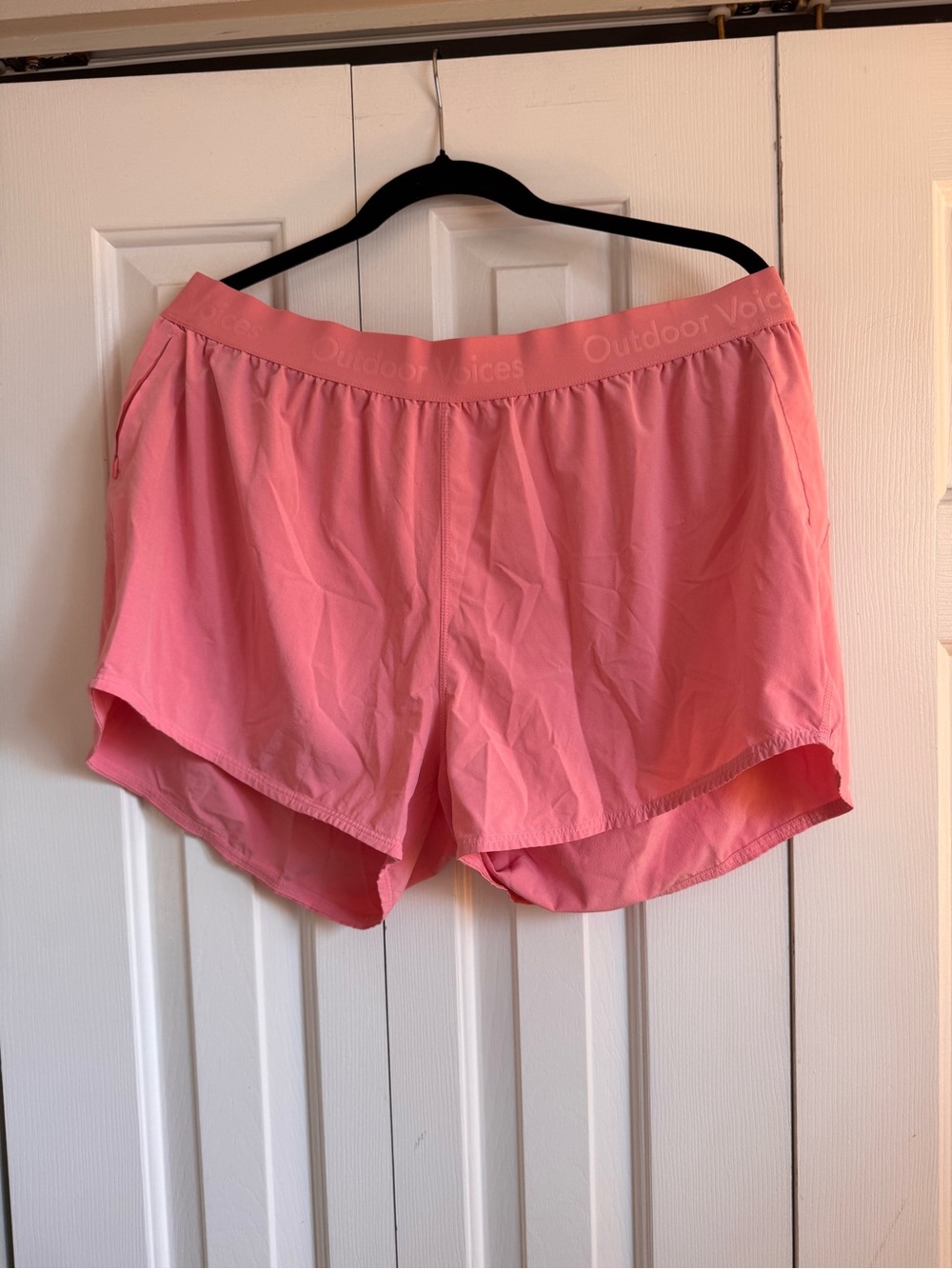 Outdoor voices relay shorts in Sorbet- XXXL
